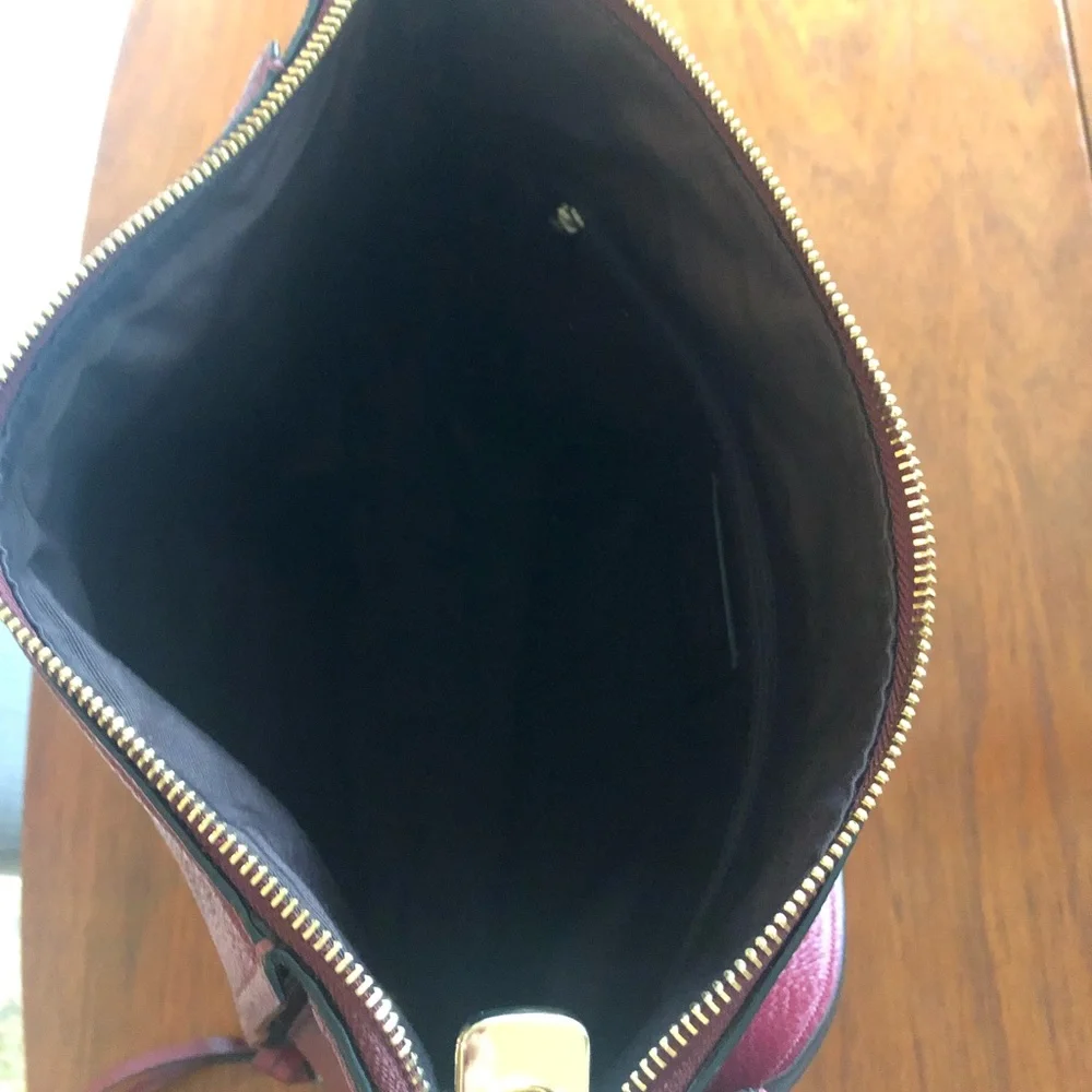Coach shoulder bag, red excellent condition! - Picture 3 of 3